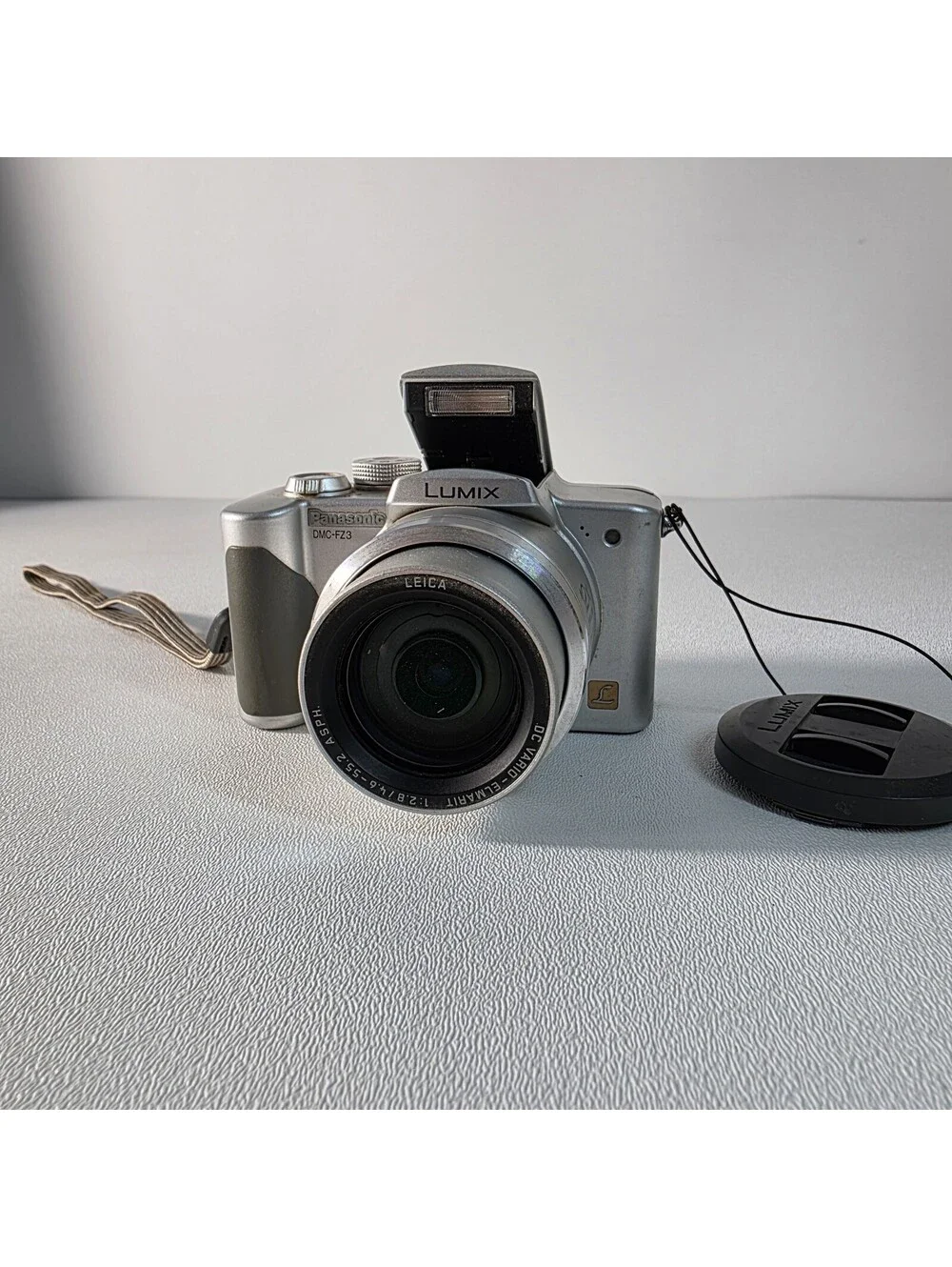 Panasonic LUMIX DMC-FZ3 3.0MP Digital Camera Silver Includes Battery